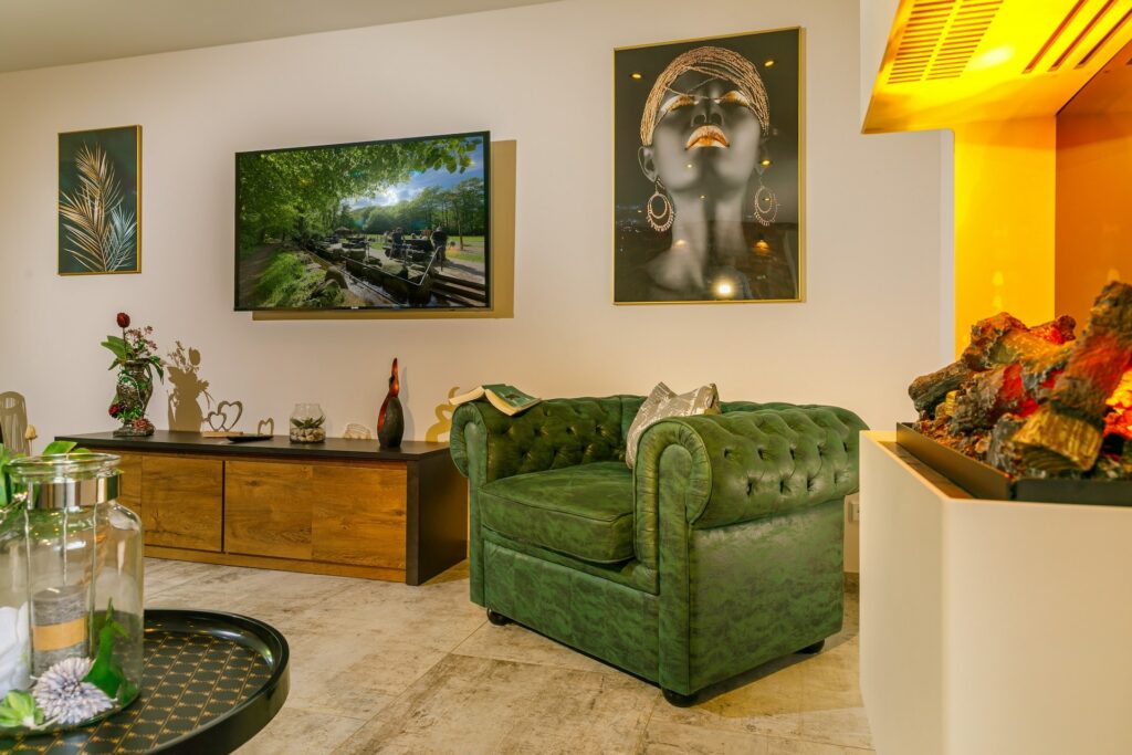 Ferienhaus Andrea - Wohnzimmer Kaminplatz