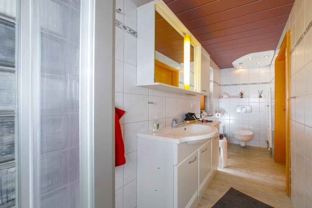 Ferienhaus Andrea - kleines Duschbad